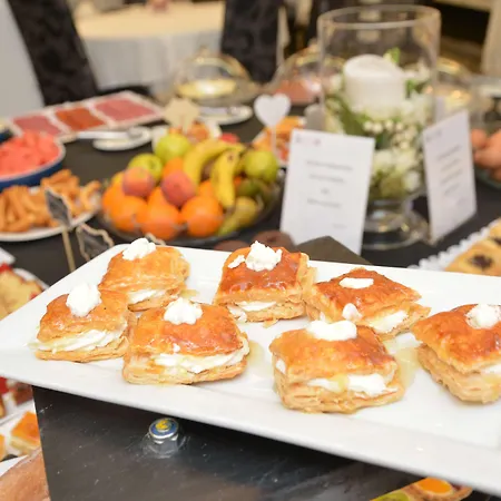 Artheus Carmelitas Hotell 4*