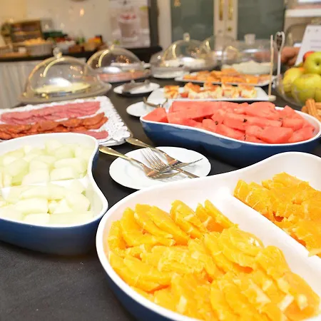 Artheus Carmelitas Hotell