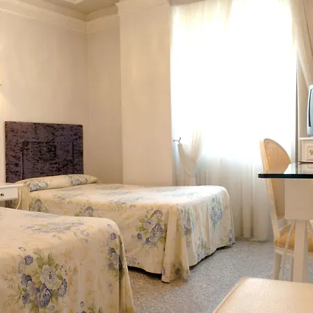 Artheus Carmelitas Hotell Salamanca