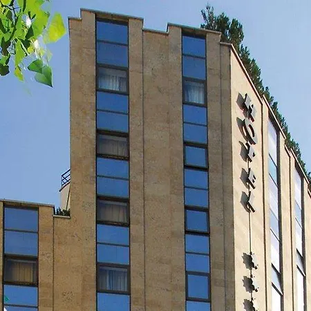 Artheus Carmelitas Hotell