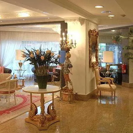 Centro Artheus Hotel 4*