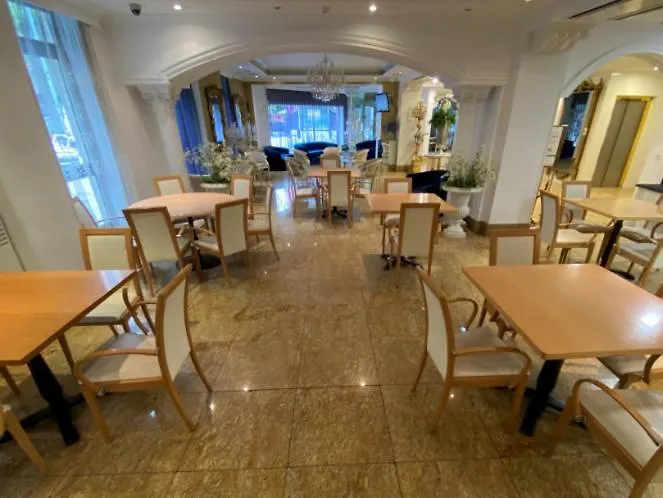 מלון Artheus Carmelitas 4*