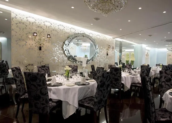 Hotel Artheus Carmelitas 4*