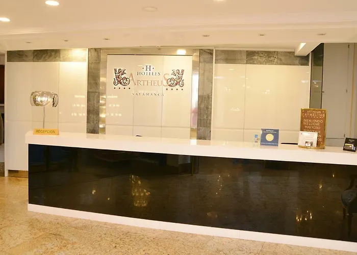 Artheus Carmelitas סלאמנקה